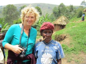 Bwindi Forest Pygmies 1 (17)